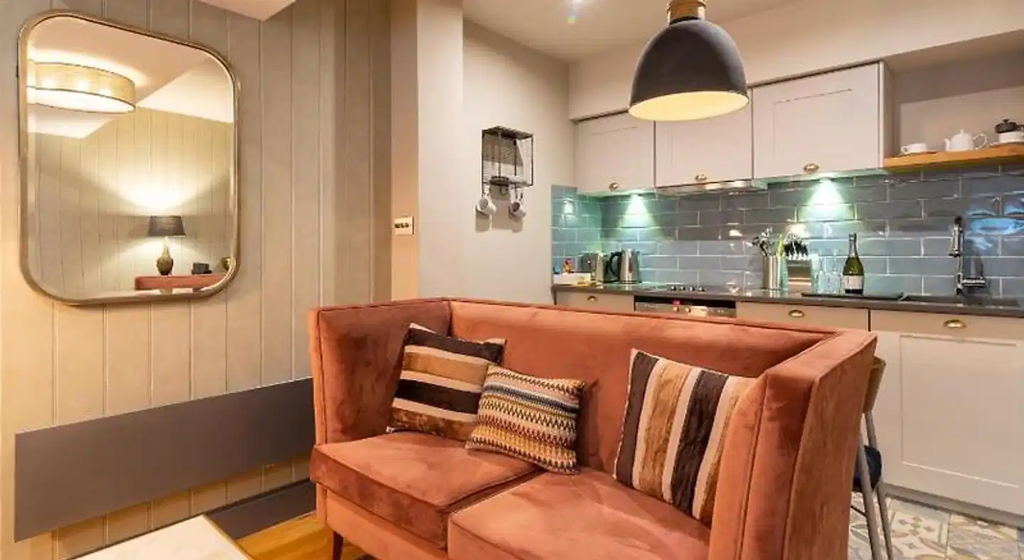 The Lawrance Luxury Aparthotel - Harrogate Lobby