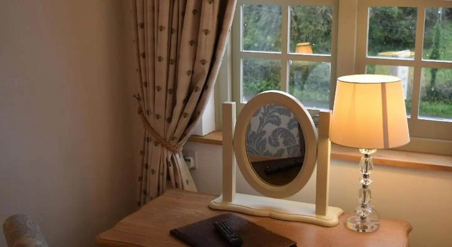 Three Horseshoes Inn HEALTH_BEAUTY