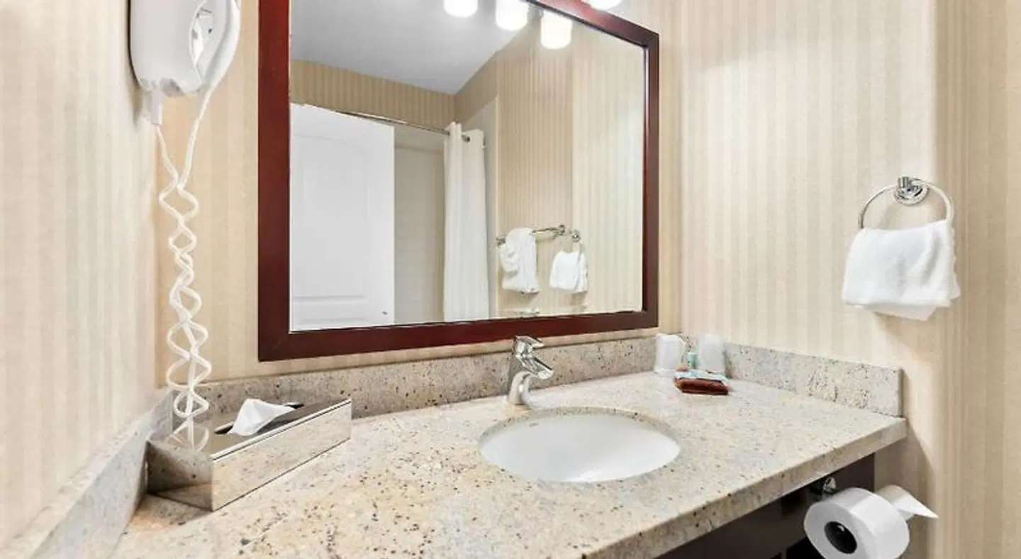 Best Western Williams Lake Badezimmer