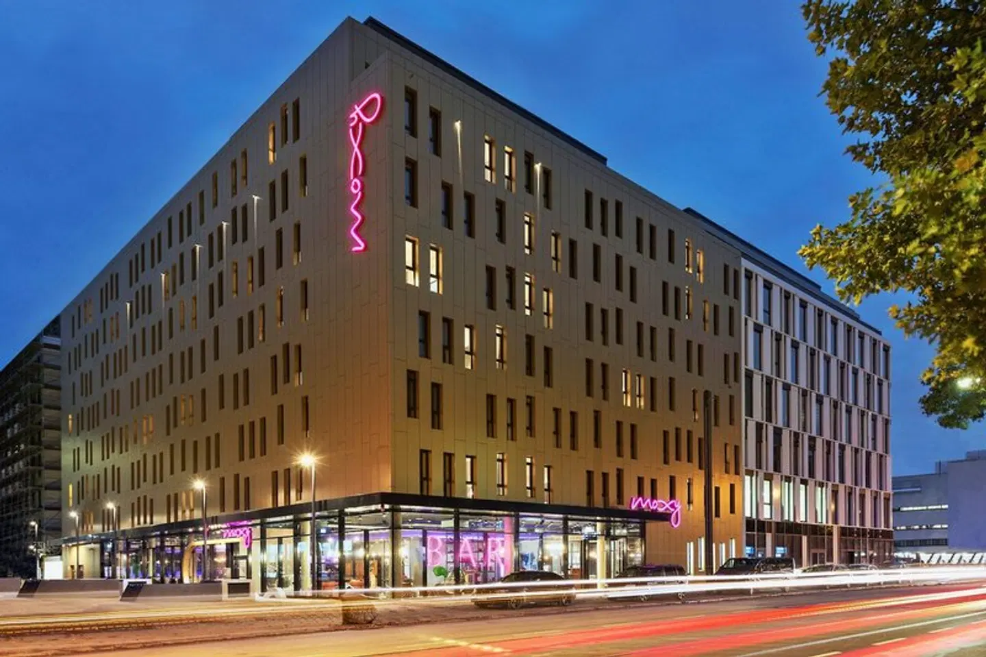 Moxy Frankfurt East EXTERIOR