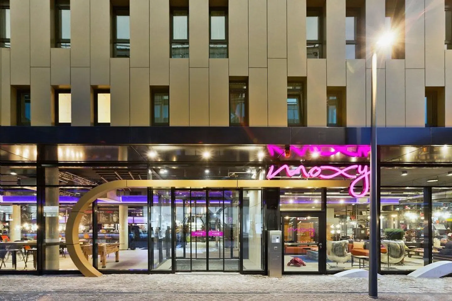 Moxy Frankfurt East EXTERIOR
