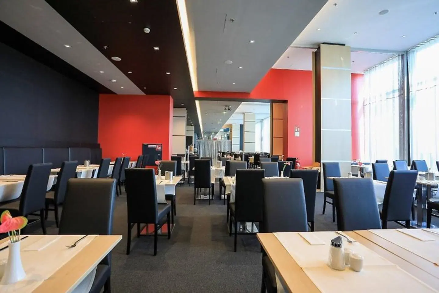 Pannonia Tower Hotel Restaurant