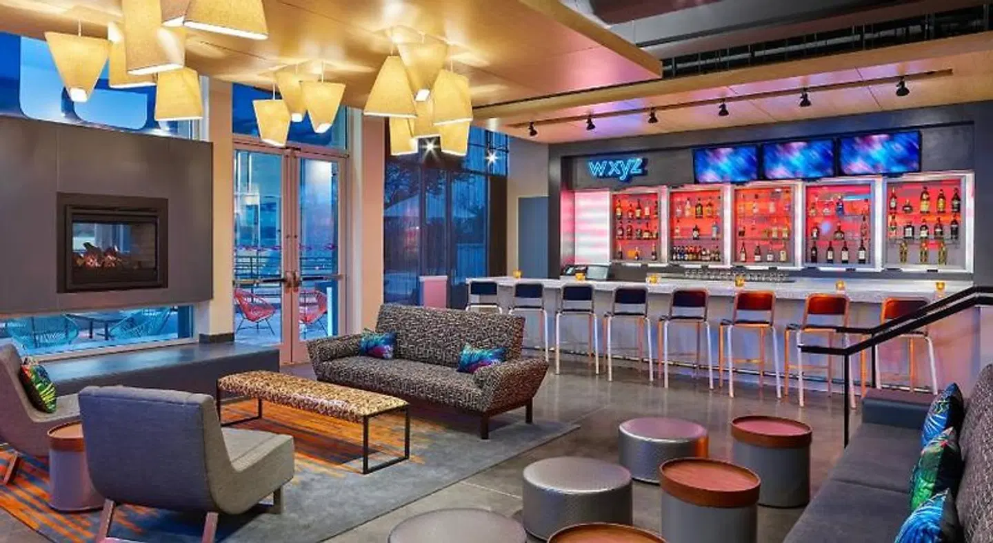 Aloft Austin Northwest Bar