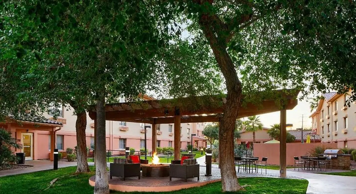 TownePlace Suites by Marriott Tempe at Arizona Mills Mall EXTERIOR