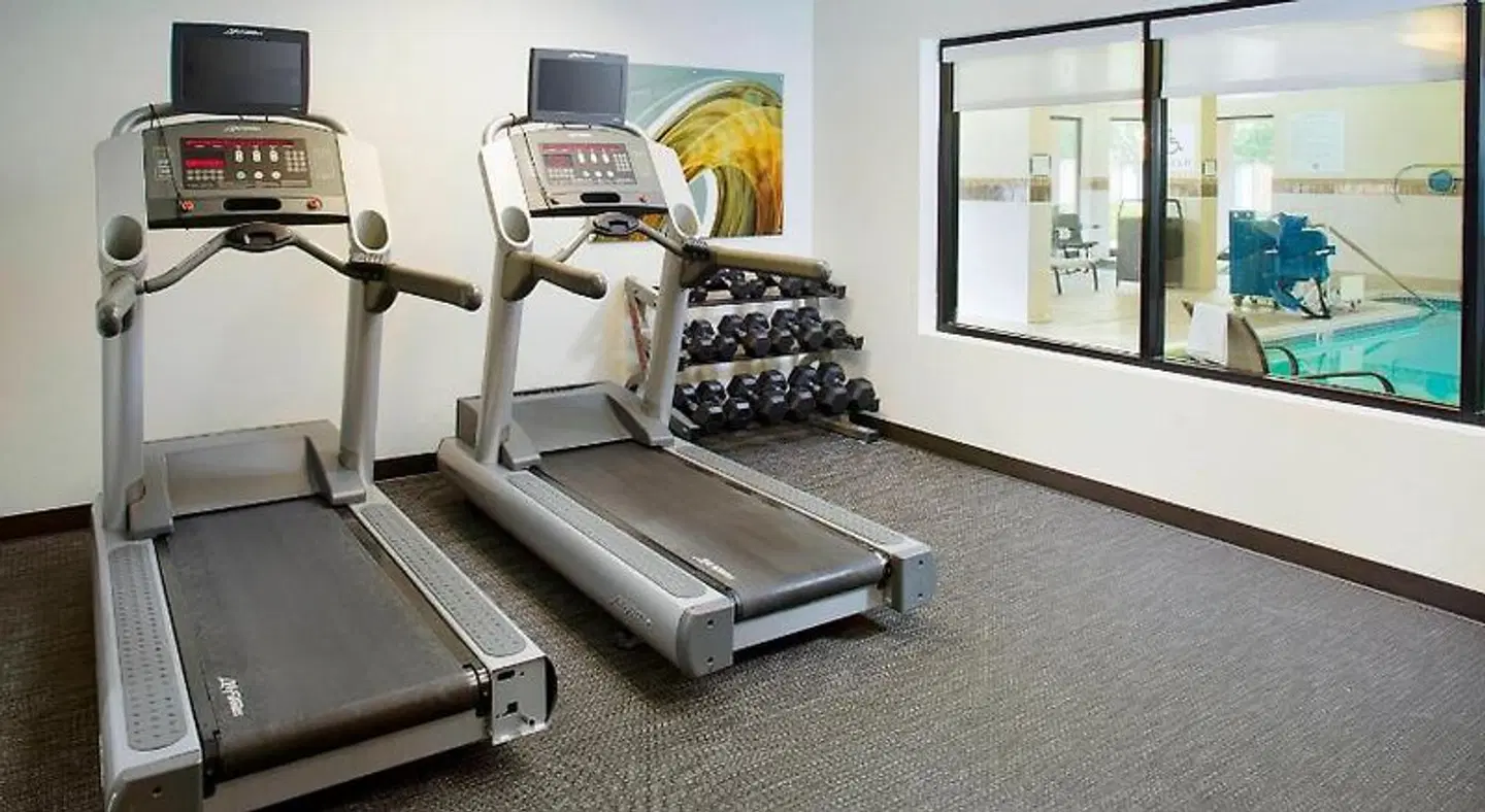 Courtyard by Marriott Richmond Airport ROOM_EXAMPLE