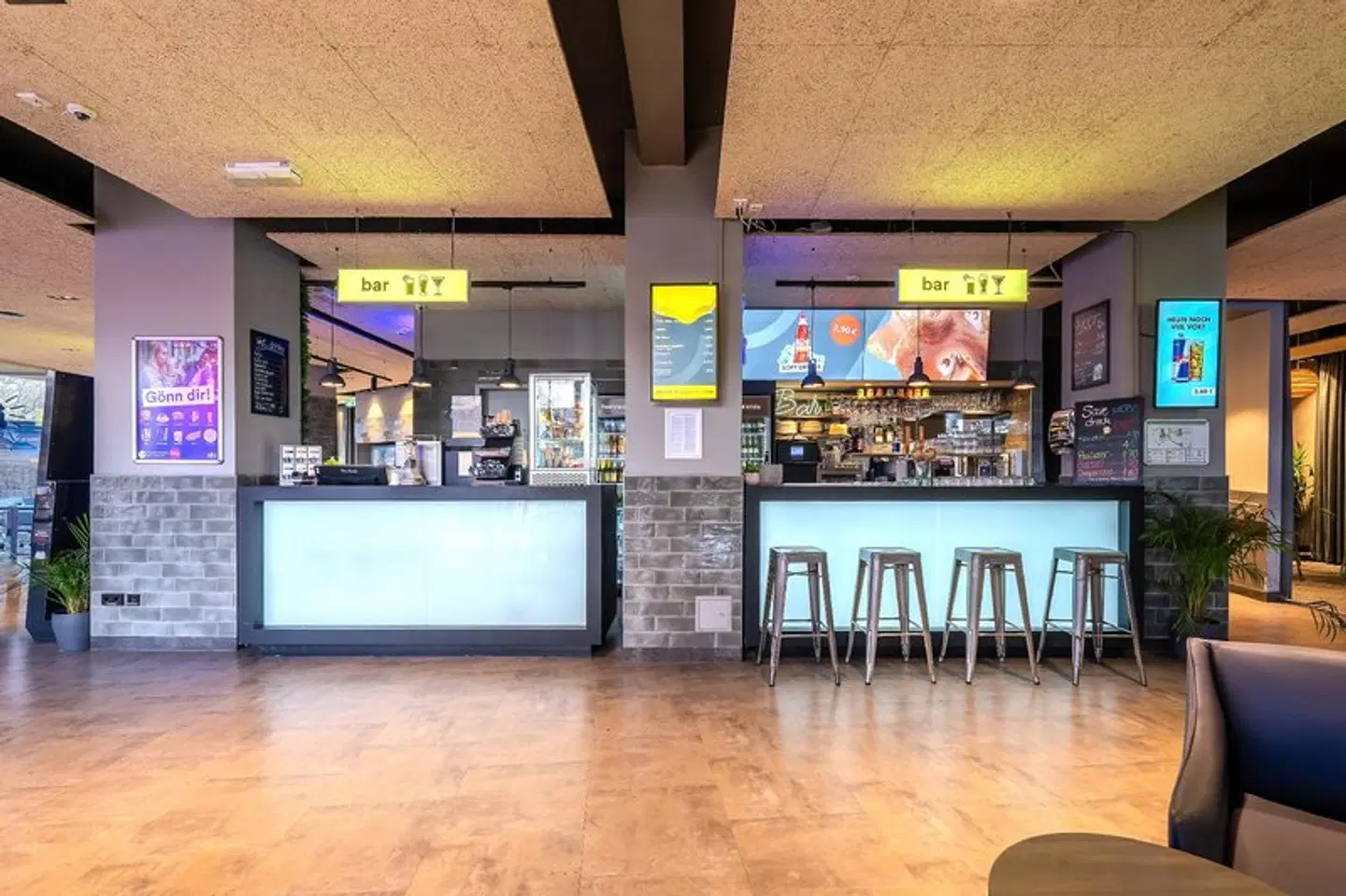 a&o Hamburg Hauptbahnhof Bar