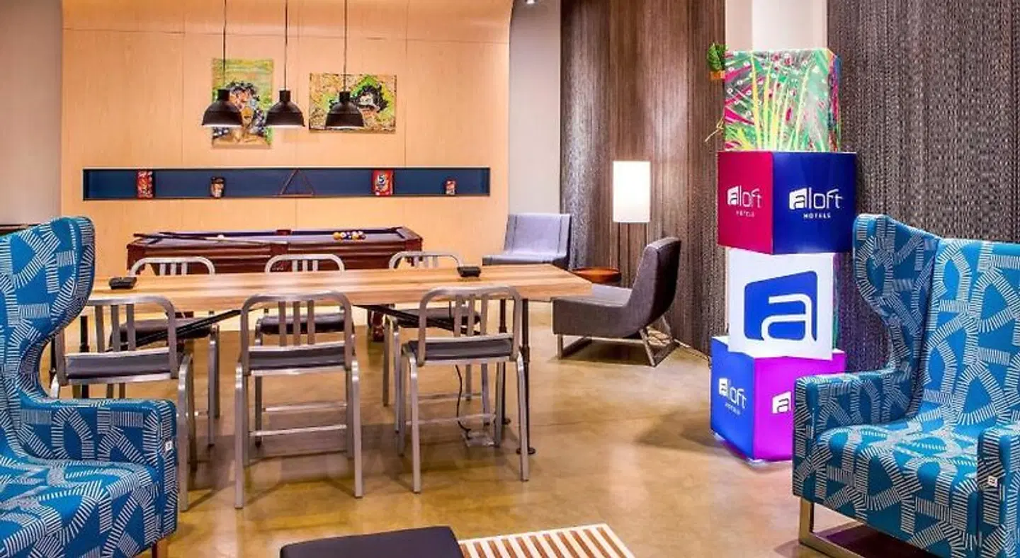 Aloft by Marriott Alpharetta Bar