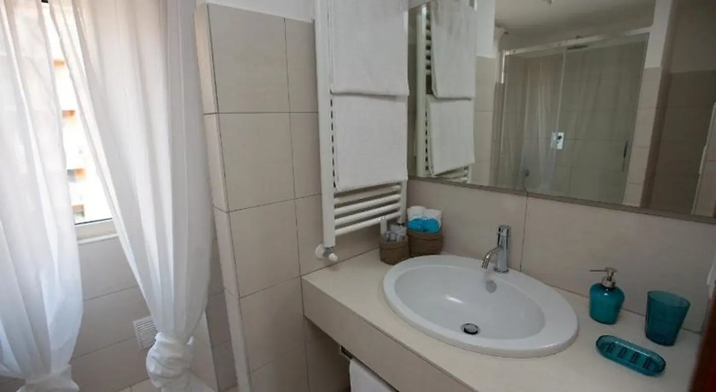 Ad 2015 Guesthouse Badezimmer
