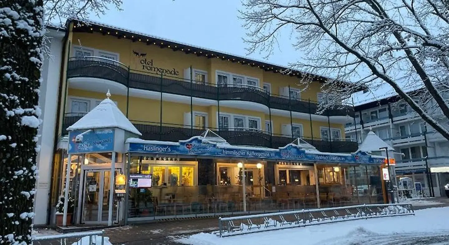 Promenade EXTERIOR