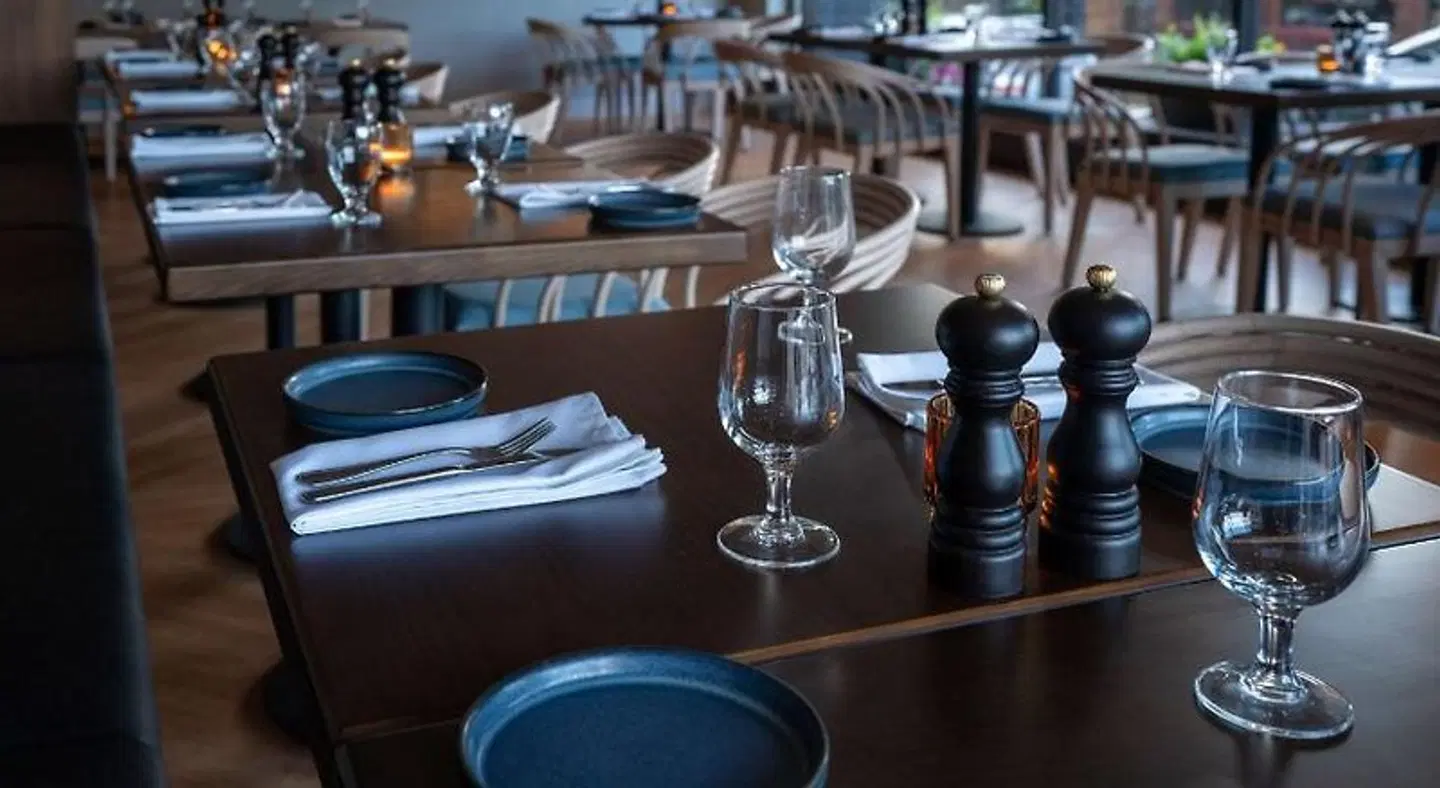 The Hollis Halifax - a DoubleTree Suites by Hilton Restaurant