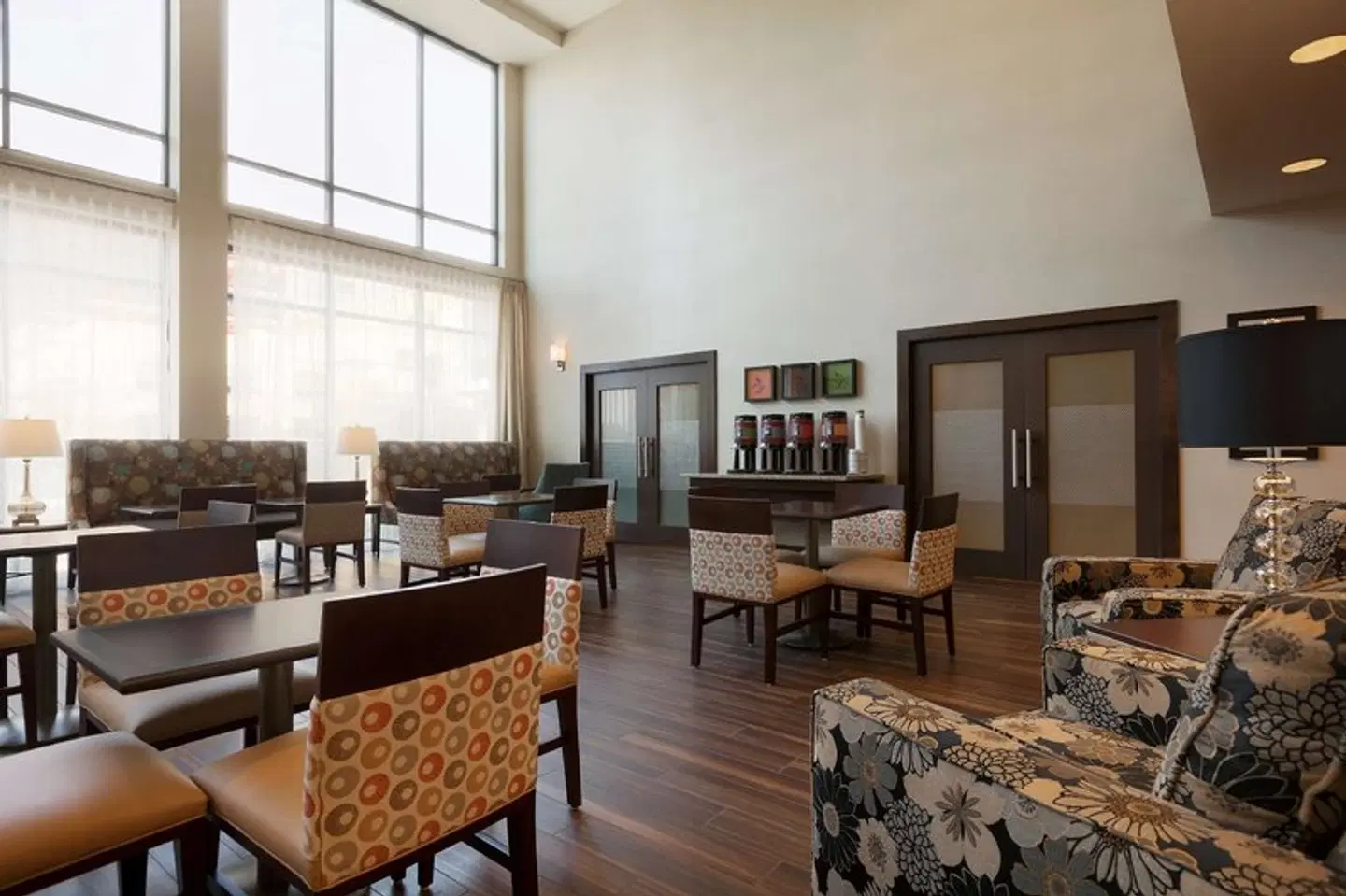 Hampton Inn & Suites Portland/Hillsboro-Evergreen Park ROOM_EXAMPLE