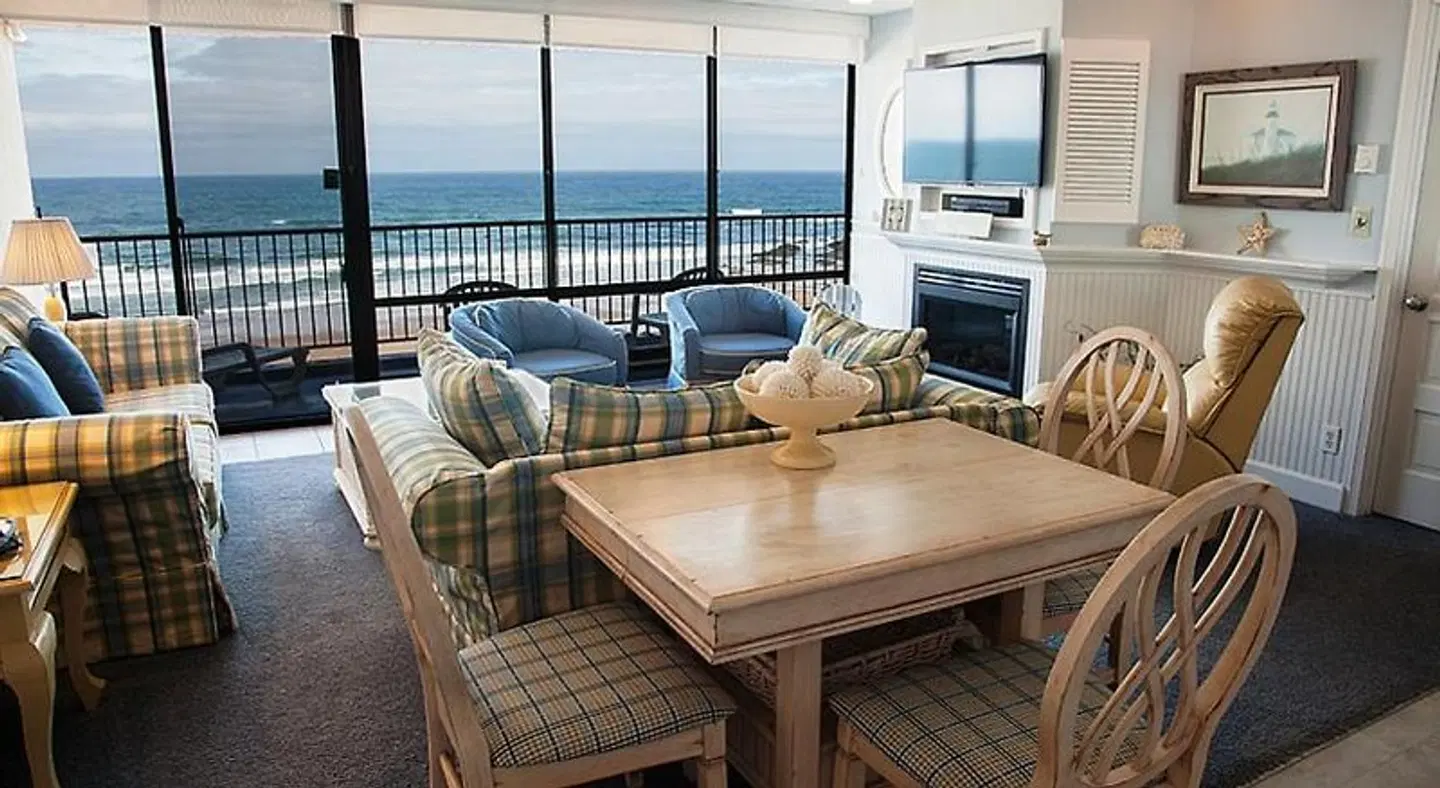 Inn at Spanish Head Resort Hotel LOUNGE_LOBBY