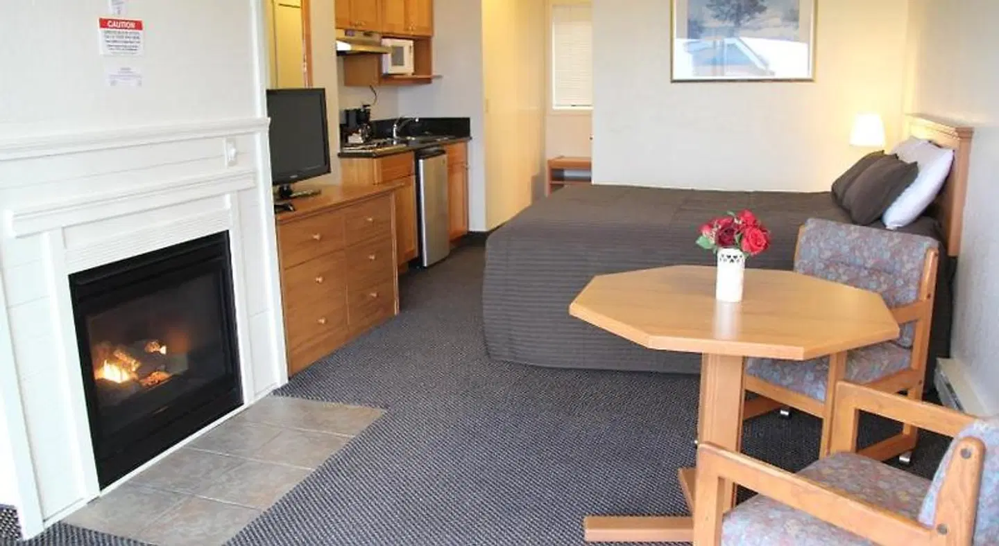 Sunset Surf Motel ROOM_EXAMPLE