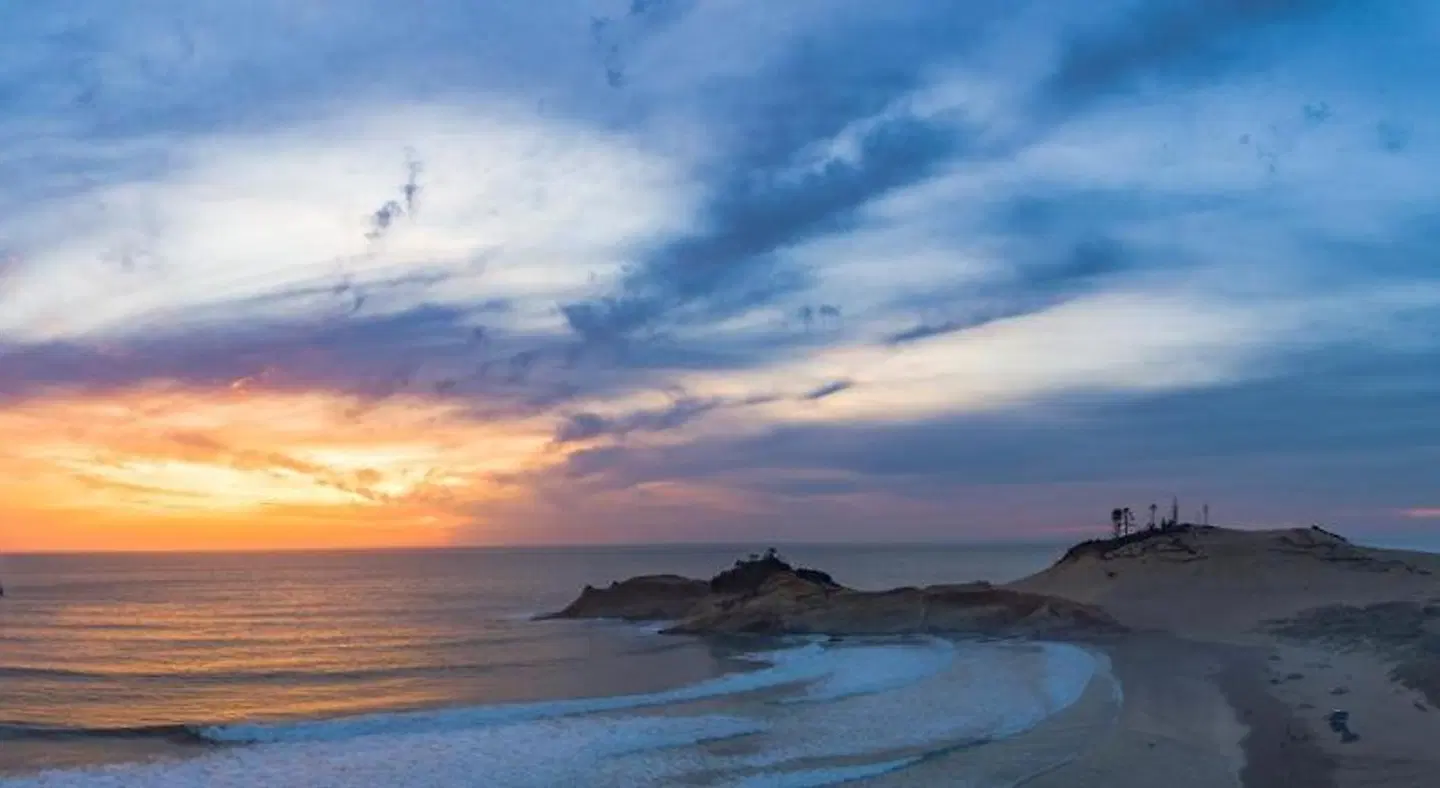 Headlands Coastal Lodge & Spa LANDSCAPE