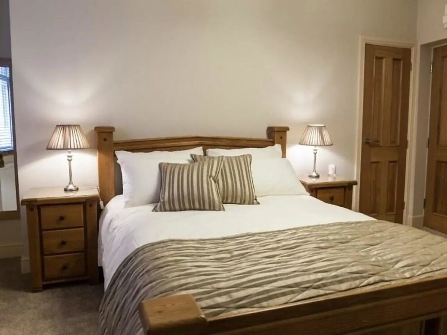 Parkers House Bed & Breakfast ROOM_EXAMPLE