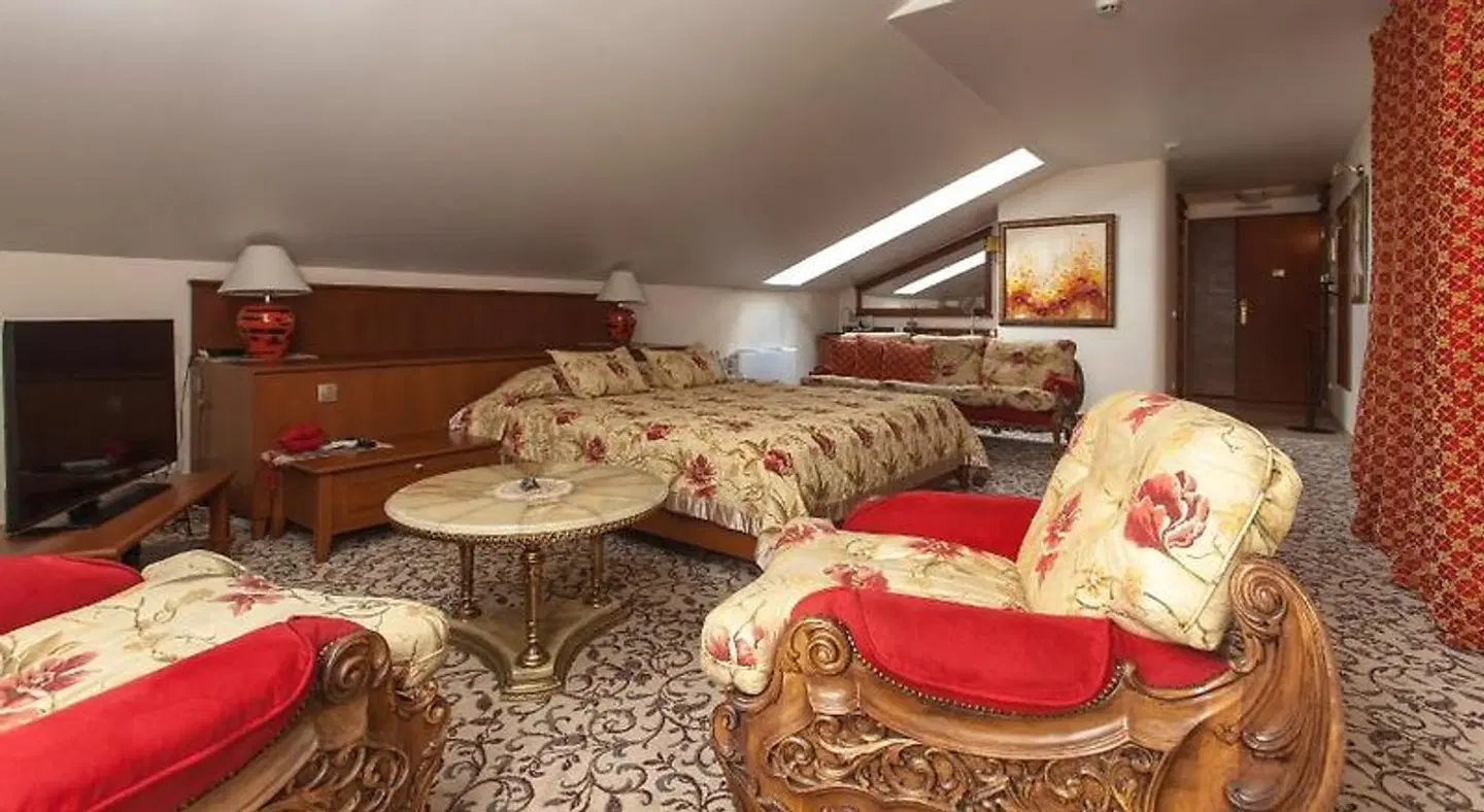 Pazaislis Park ROOM_EXAMPLE