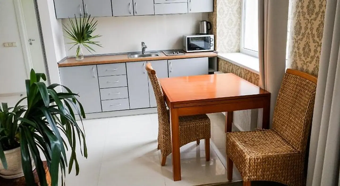 Senasis Pastas ROOM_EXAMPLE