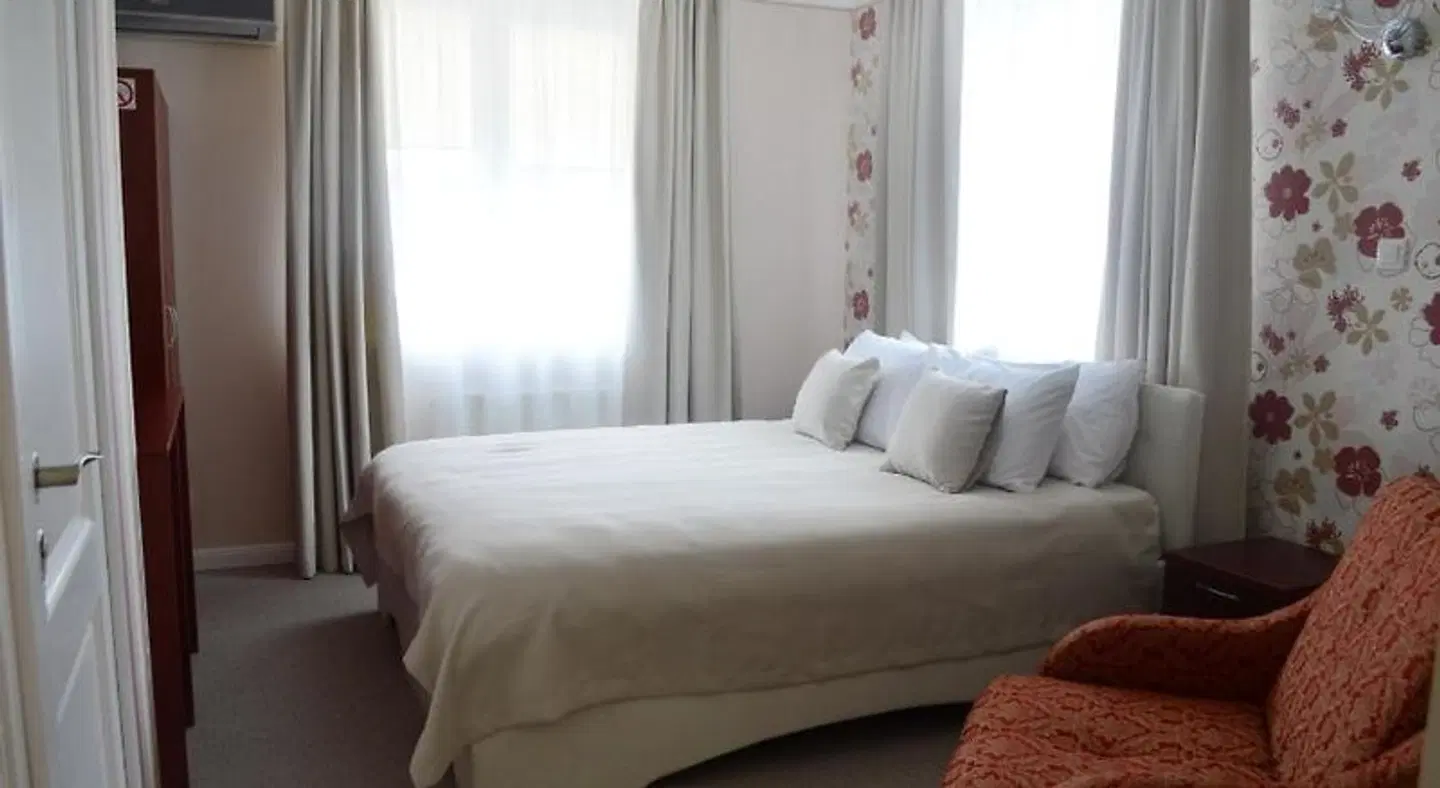 Van Vila ROOM_EXAMPLE