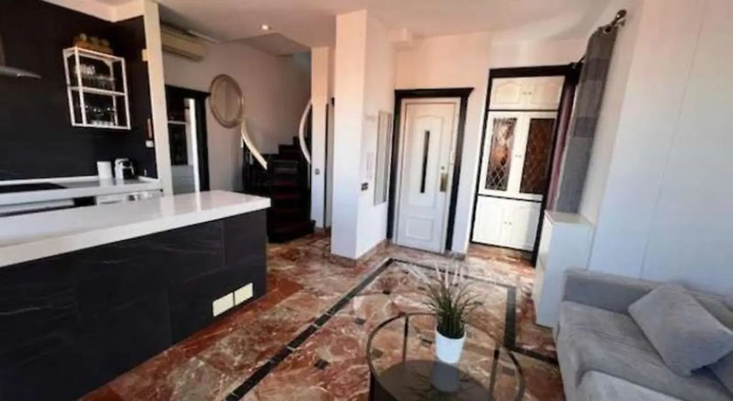 Hostal Alhambra Suites ROOM_EXAMPLE