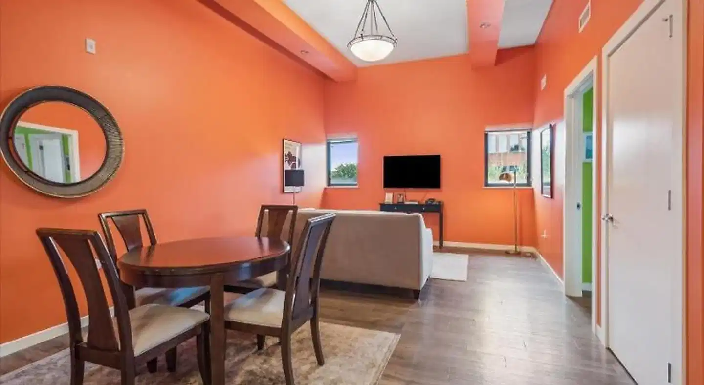 VioletSuitesPDX Wohnbeispiel