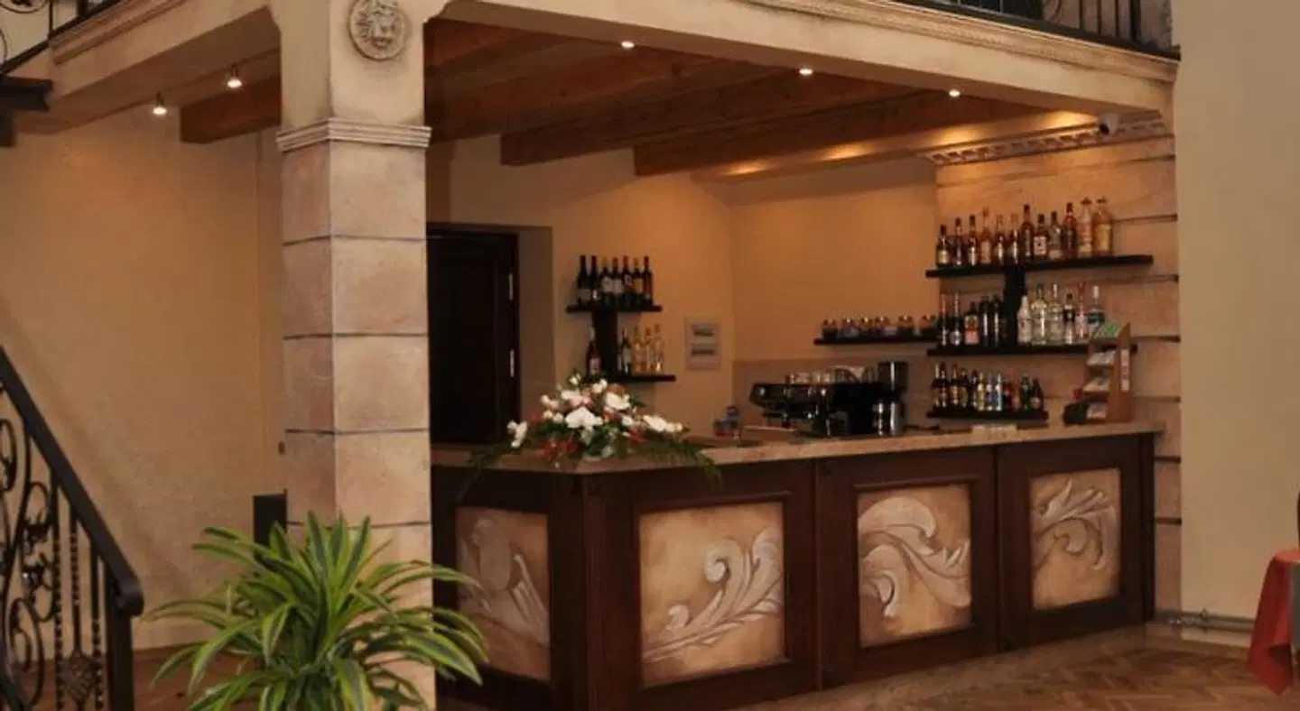 SanMari Bar