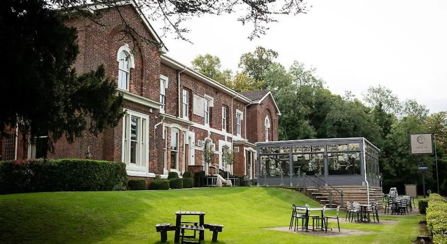 The Merlin by Innkeeper's Collection EXTERIOR