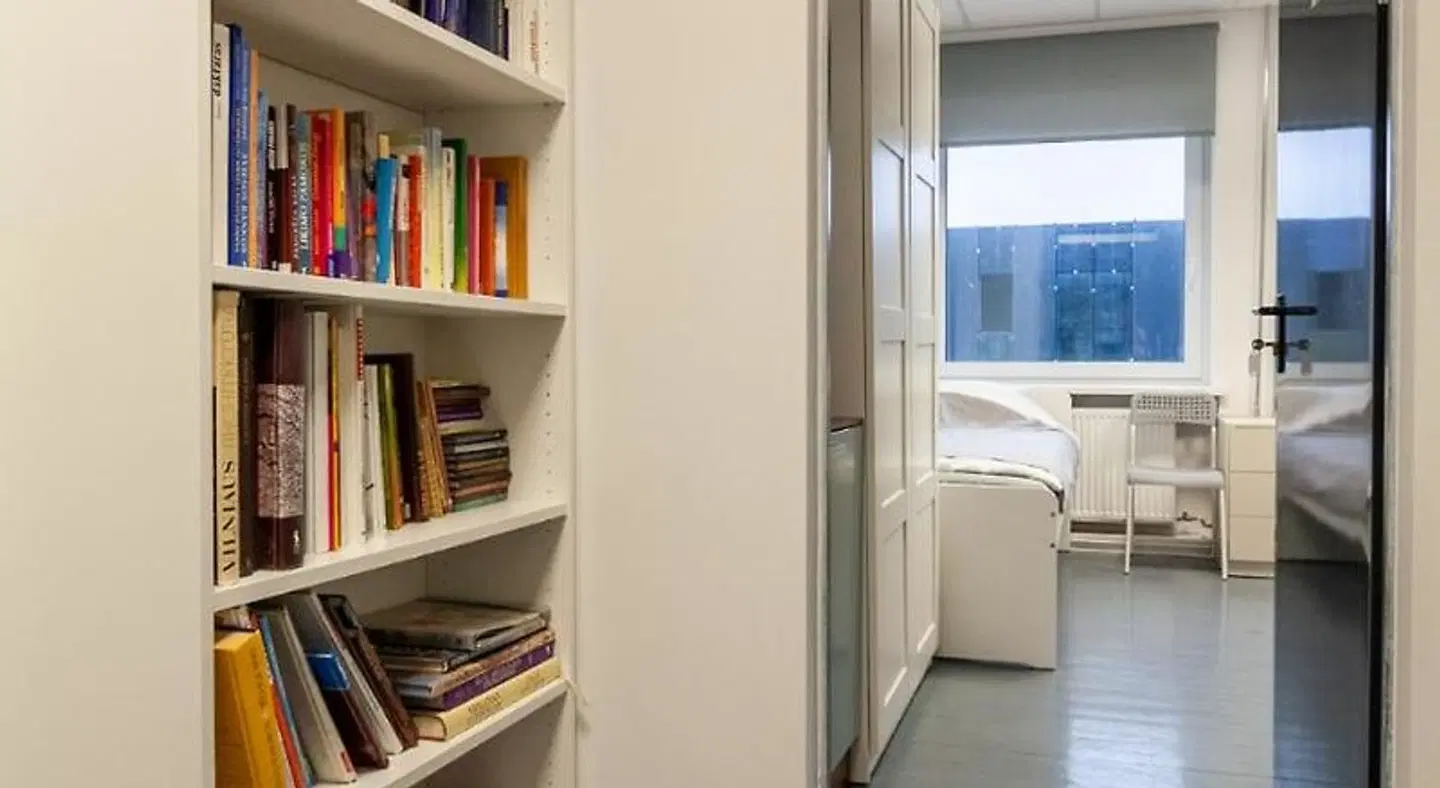 Bazze ROOM_EXAMPLE