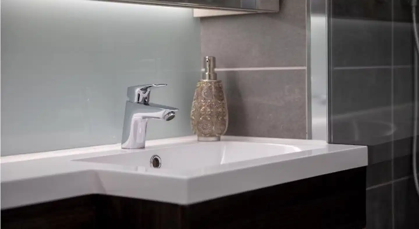 The Vanguard - York Residence Badezimmer