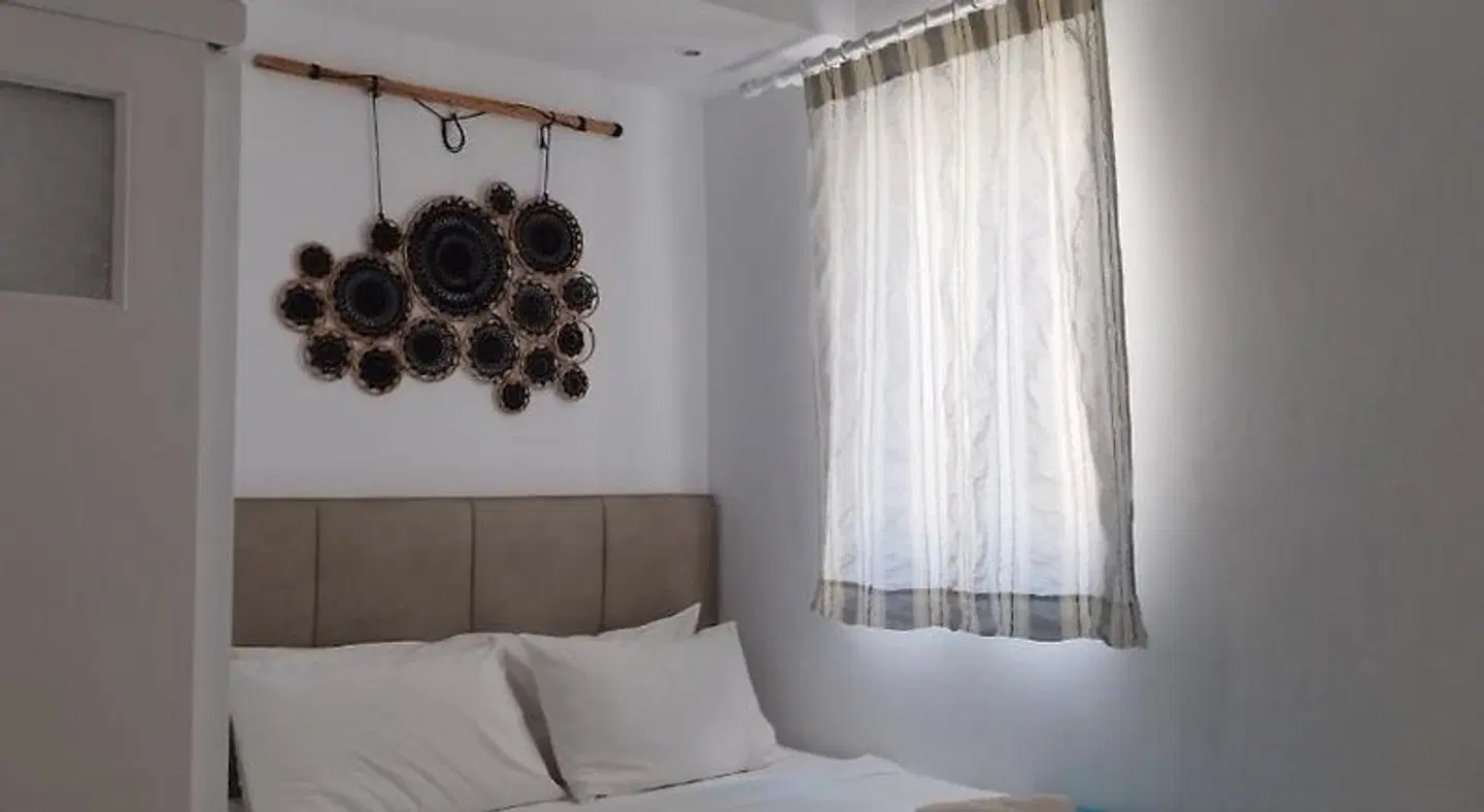 Nikos rooms ROOM_EXAMPLE