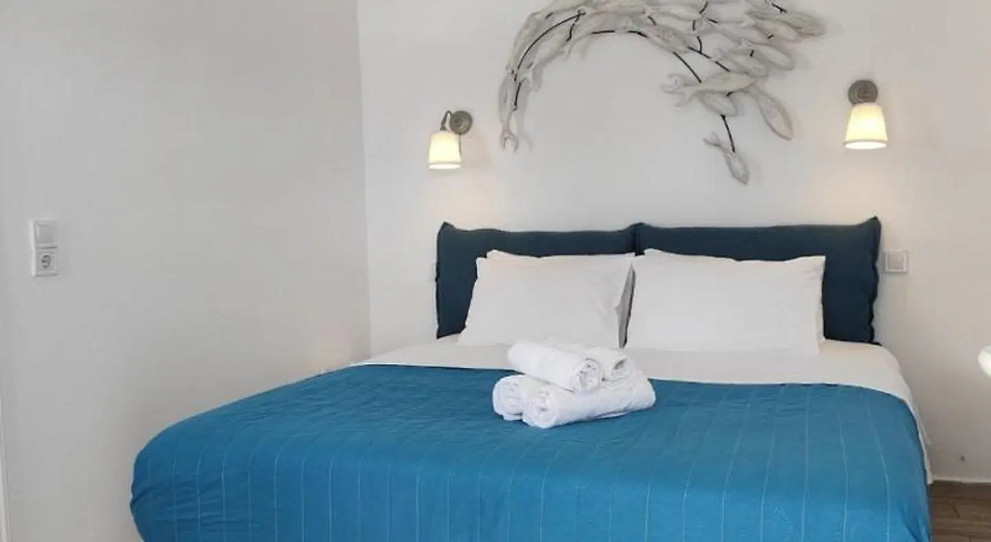 Nikos rooms ROOM_EXAMPLE