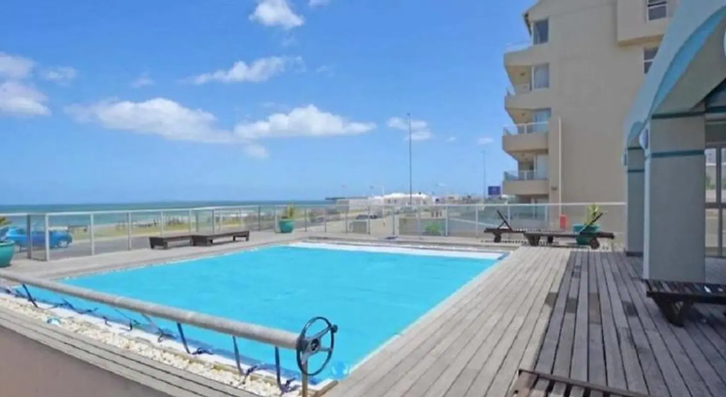 Cape Town Beachfront Accommodation in Blouberg OUTDOOR_POOL