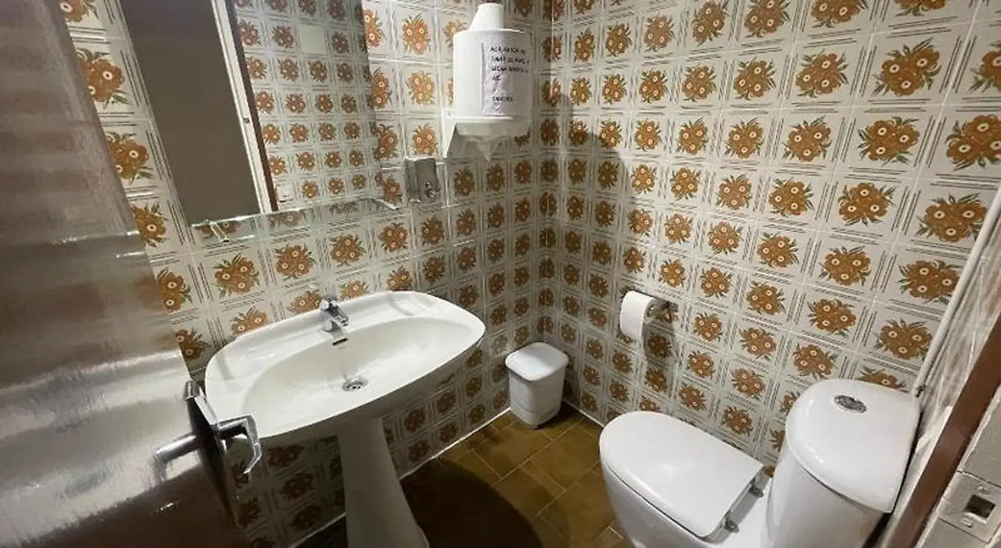 Pensión Borrás Badezimmer