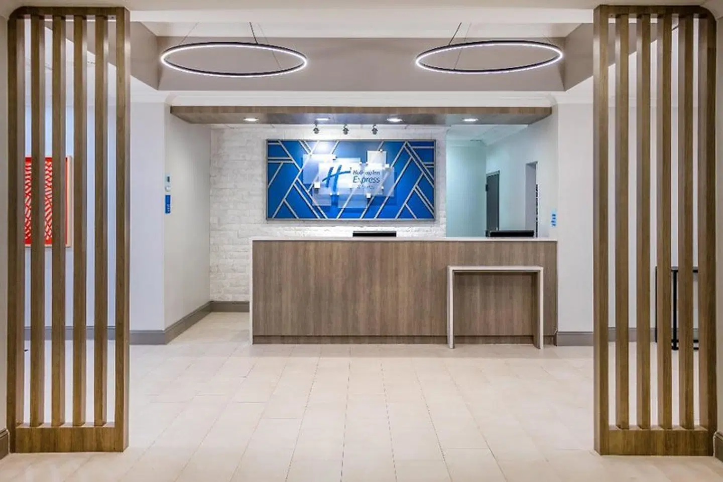 Holiday Inn Express & Suites Tampa - I-75 @ Bruce B. Downs by IHG LOUNGE_LOBBY