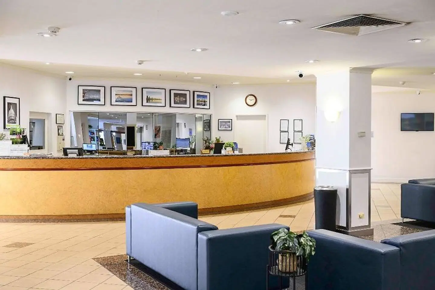 Comfort Inn & Suites Goodearth Perth LOUNGE_LOBBY