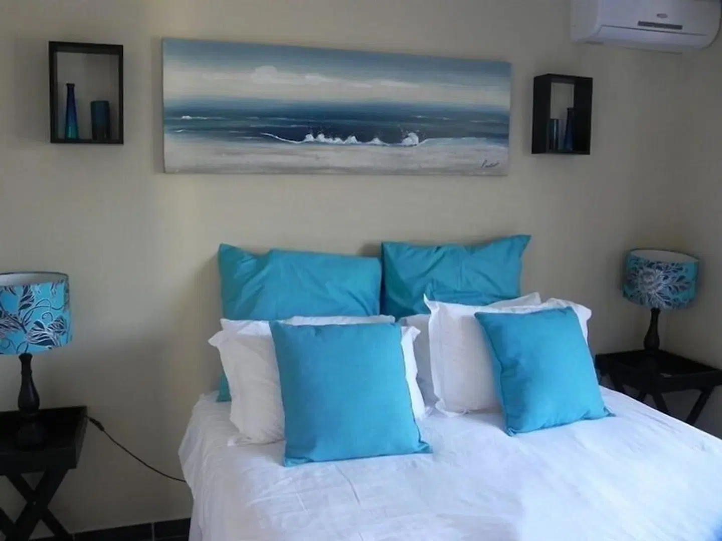 Kings Guest House ROOM_EXAMPLE