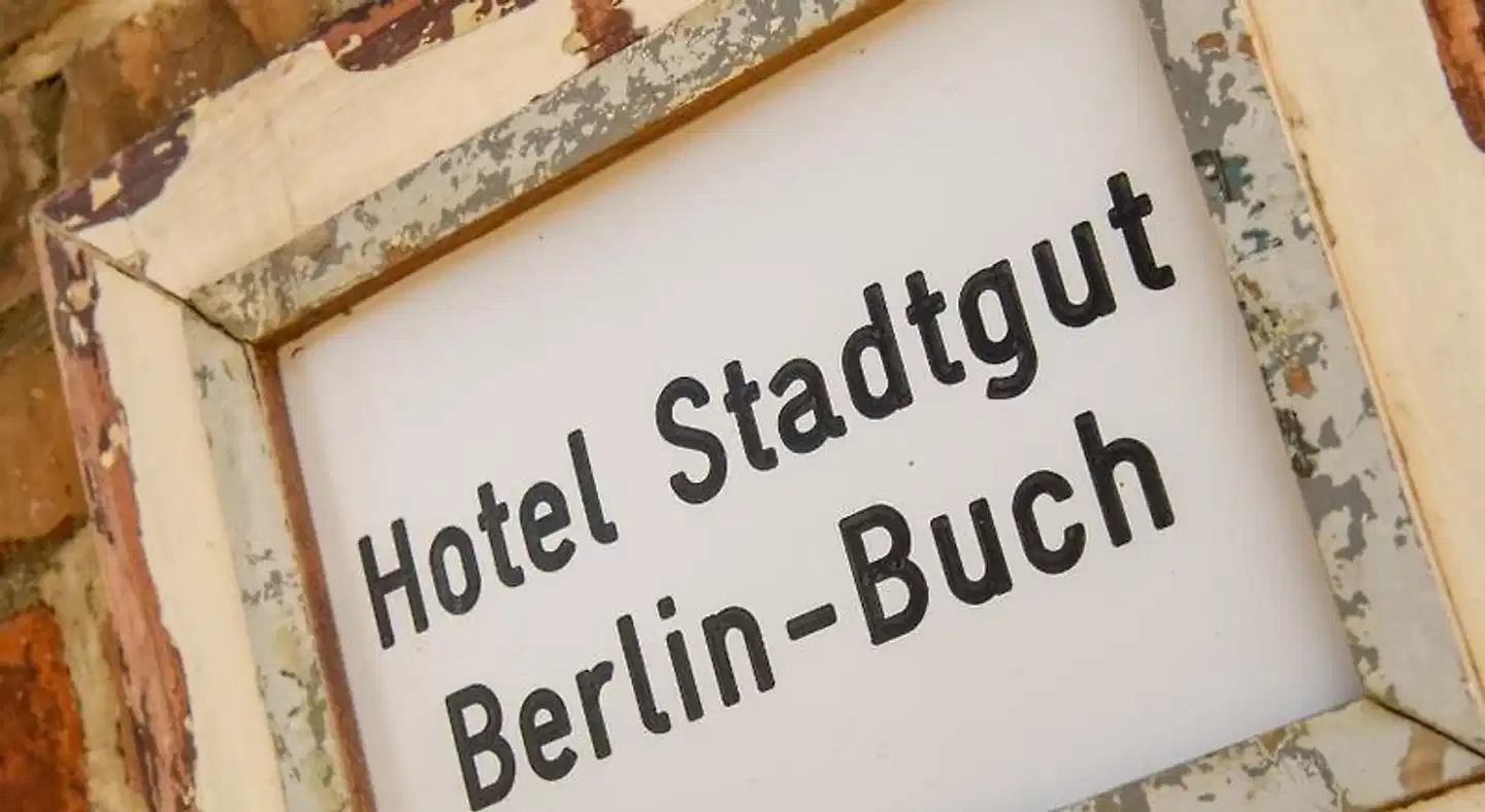 Hotel Stadtgut Buch Aussenansicht