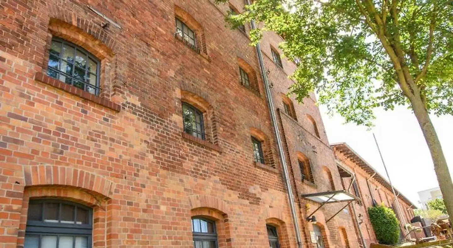 Hotel Stadtgut Buch EXTERIOR