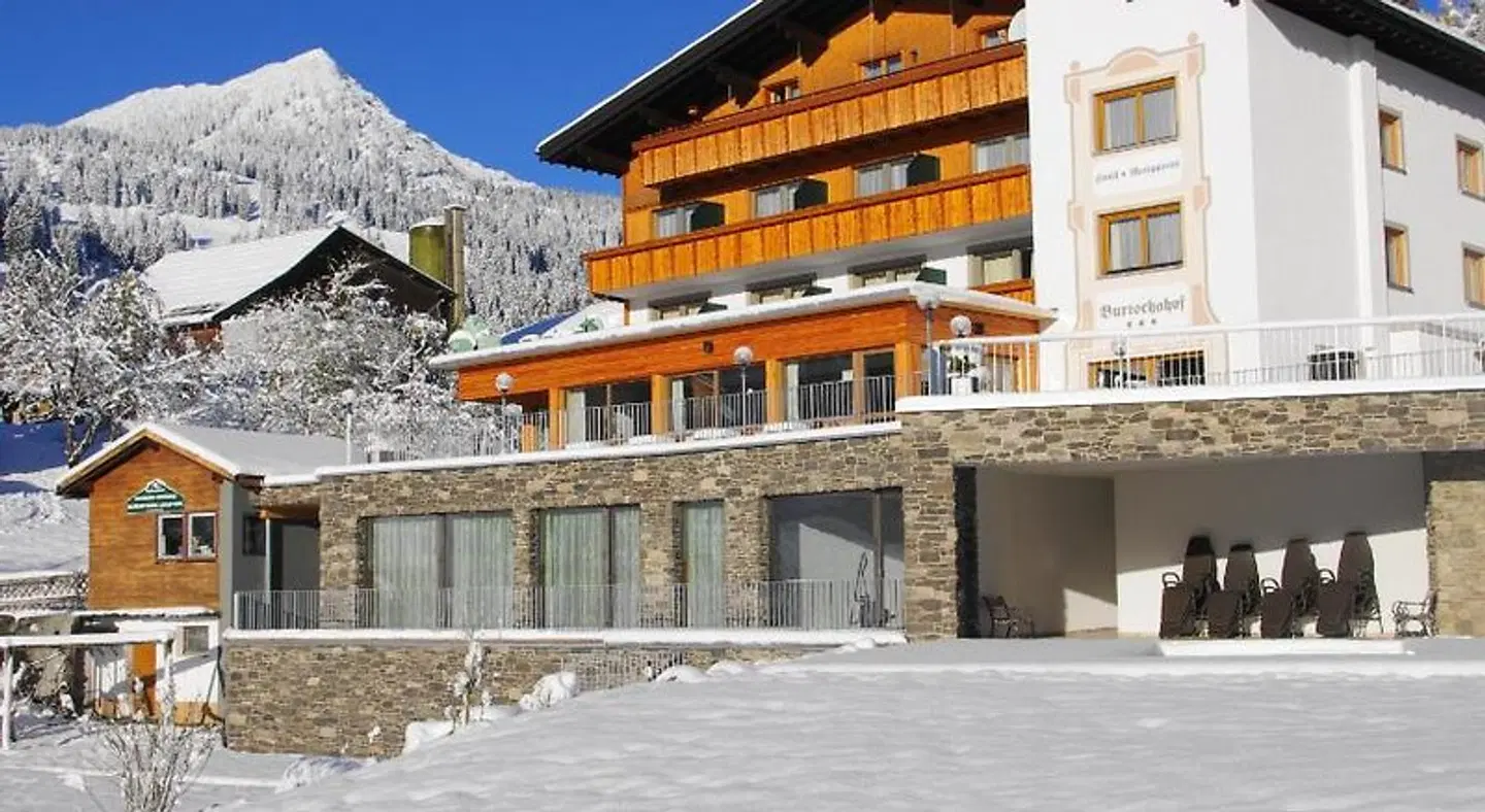 Hotel Burtschahof EXTERIOR