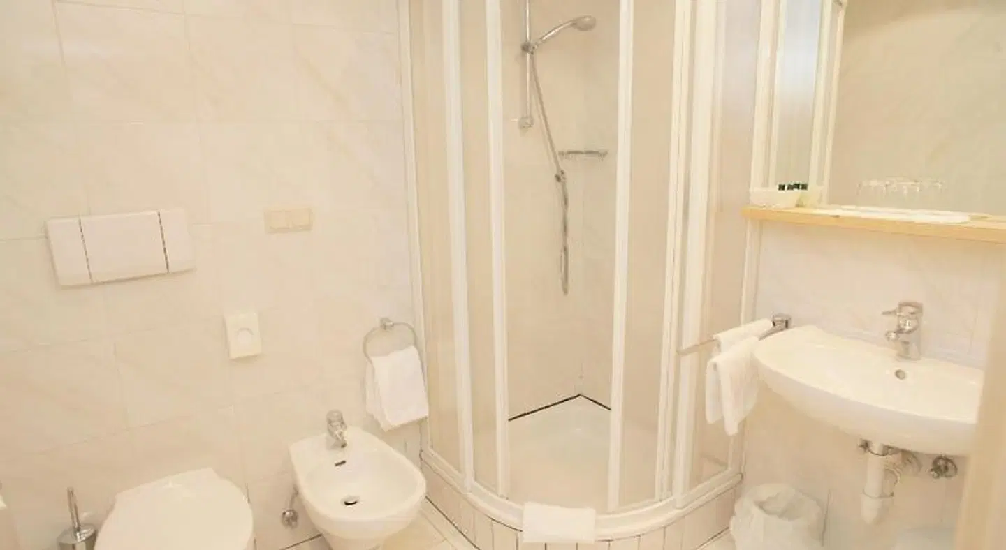 Hotel Grüner Baum Badezimmer
