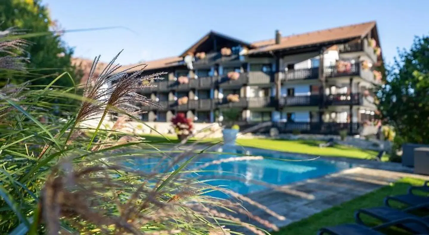 Golf & Alpin Wellness Resort Hotel Ludwig Royal OUTDOOR_POOL