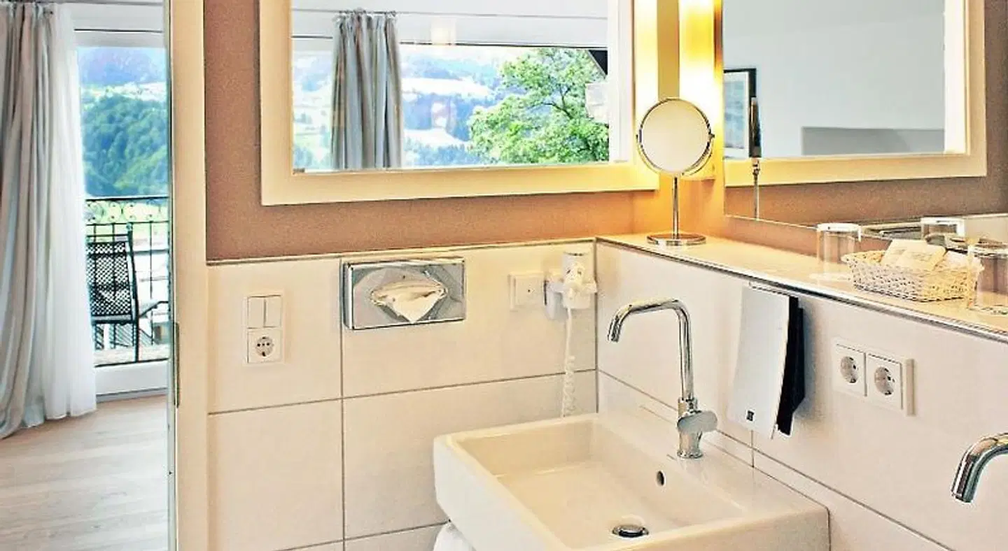Hotel Bayerischer Hof Badezimmer