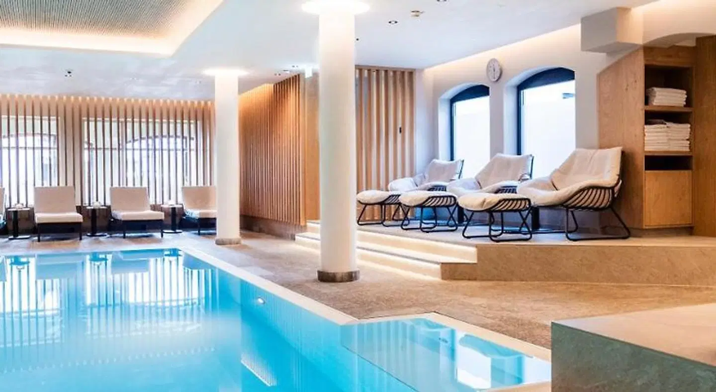 Hotel Bayerischer Hof Hallenbad