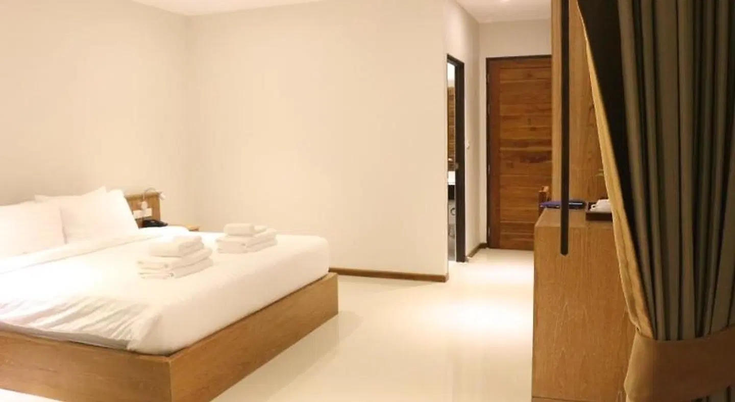 Crystal Lamai Hotel ROOM_EXAMPLE