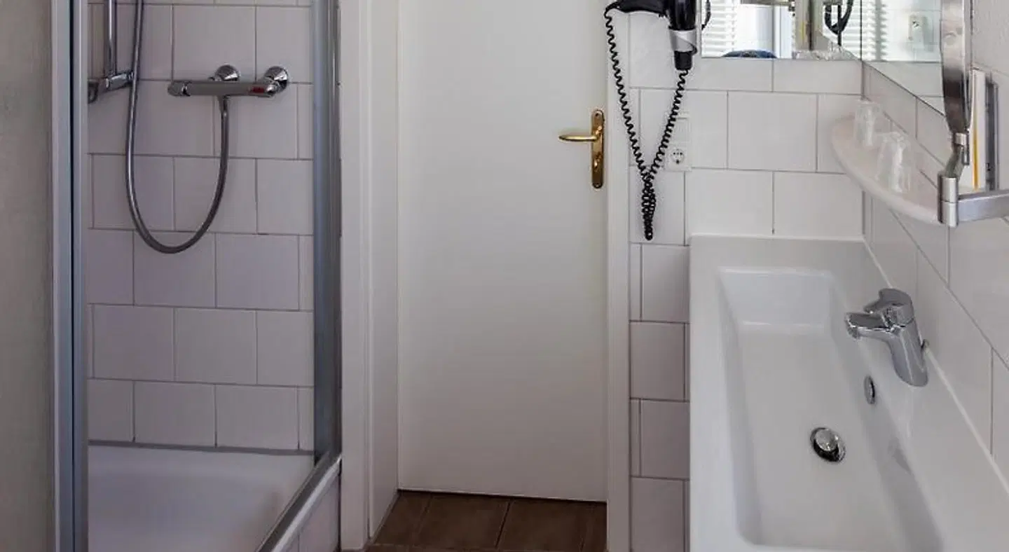 Hotel Weisse Düne Badezimmer