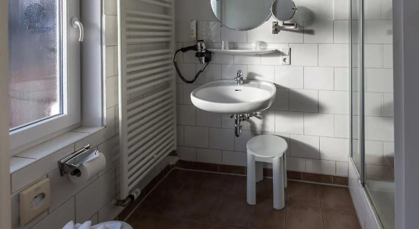 Hotel Weisse Düne Badezimmer