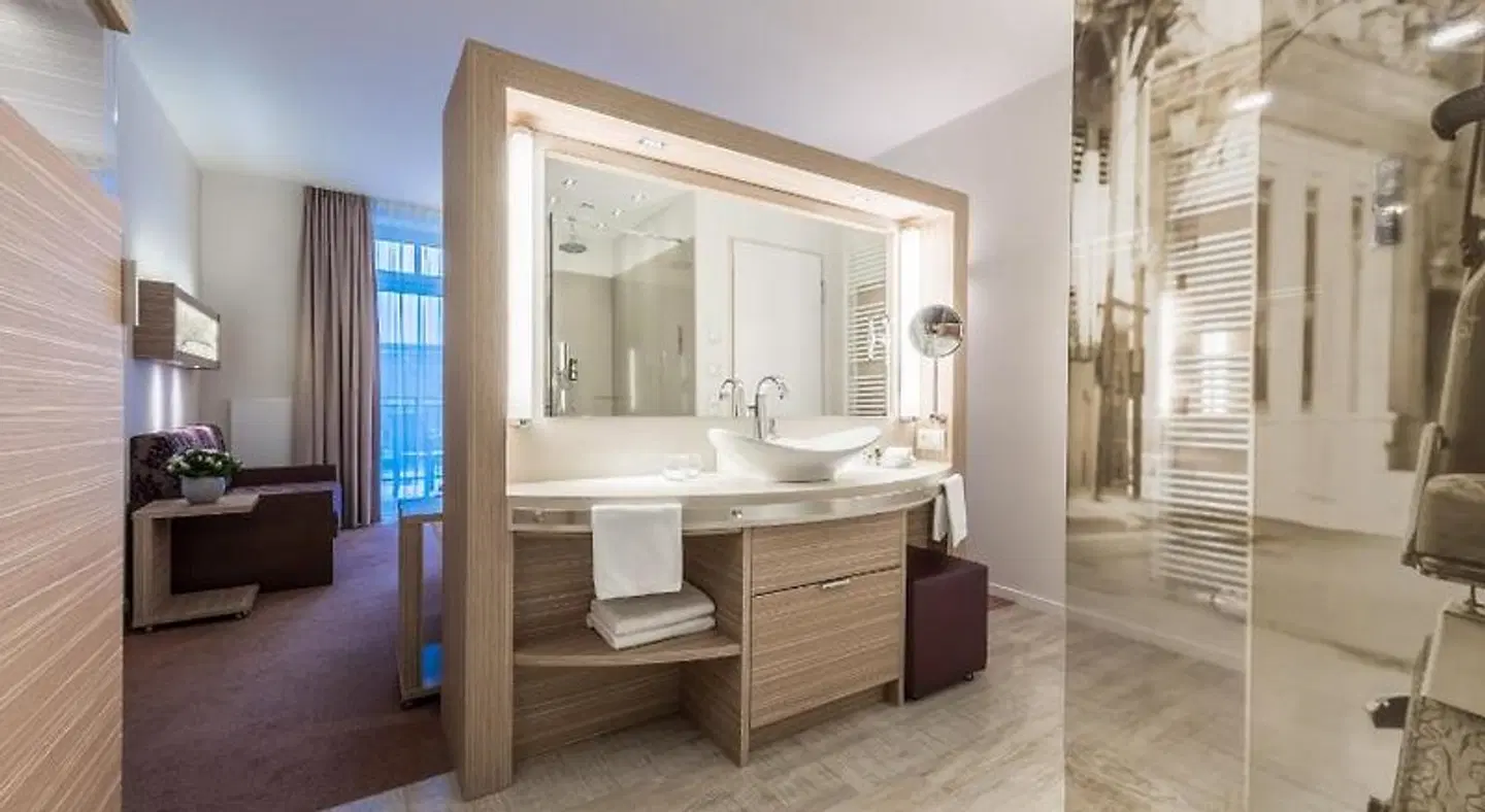 Arkadenhaus - Hotel Freiherr von Schwarzenberg Badezimmer