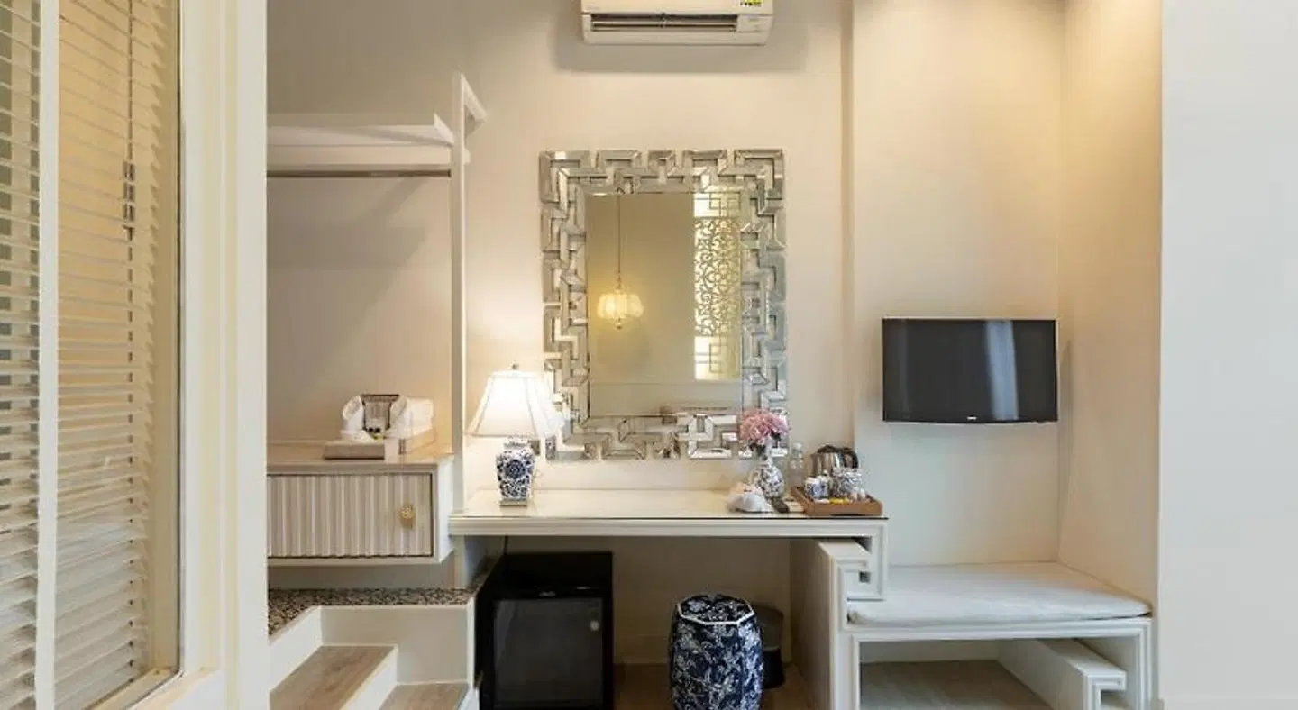 O'nya Phuket Hotel Badezimmer