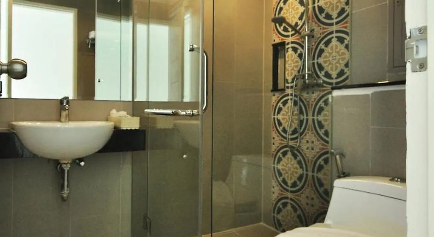 The AIM Patong Hotel Badezimmer