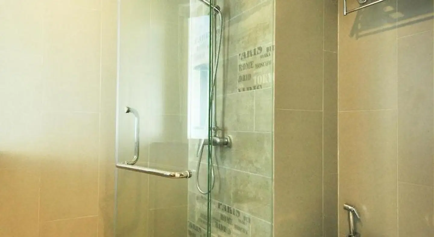 The AIM Patong Hotel Badezimmer
