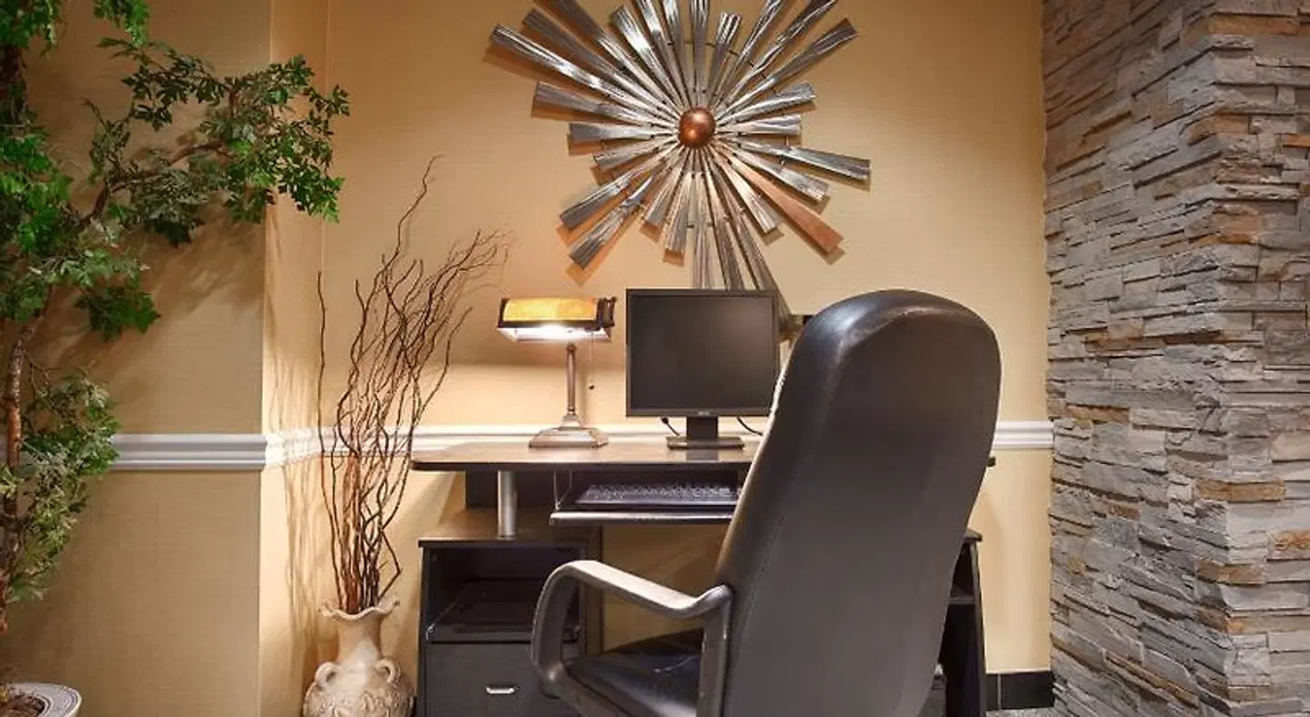 Best Western Plus New England Inn & Suites Wohnbeispiel